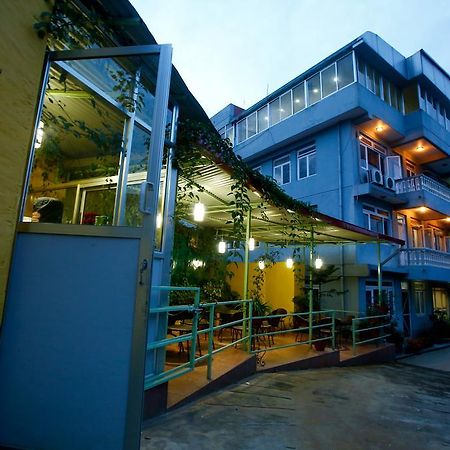 Hotel Nandini Kathmandu Buitenkant foto