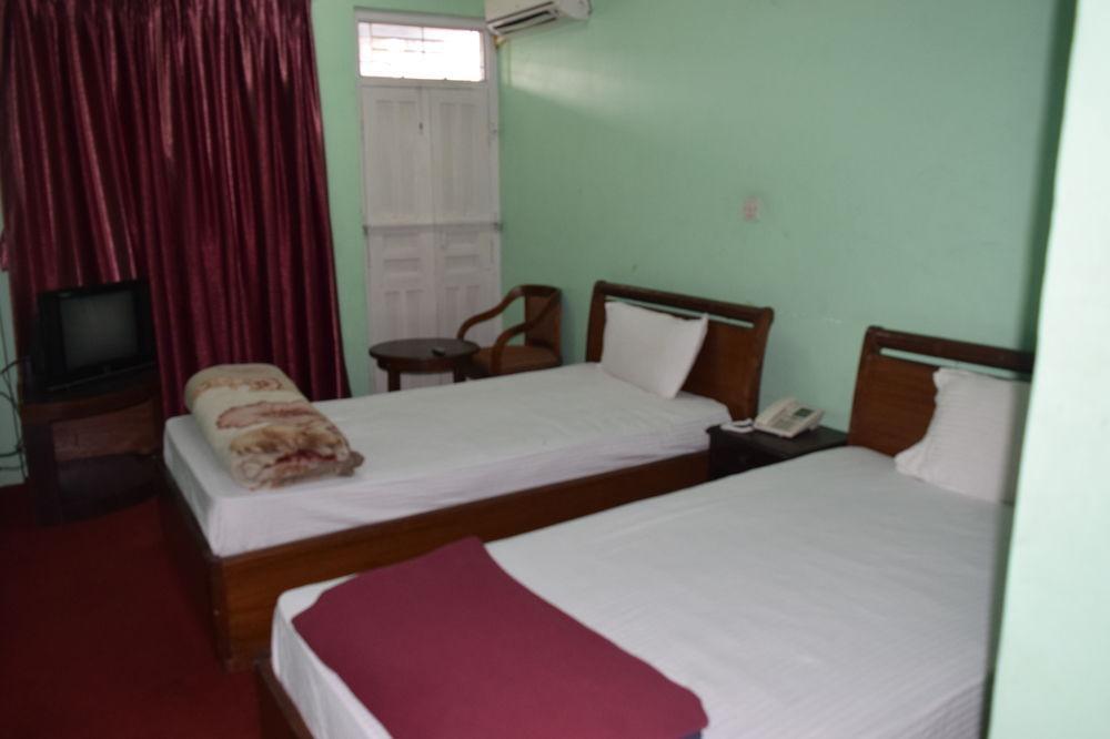 Hotel Nandini Kathmandu Buitenkant foto