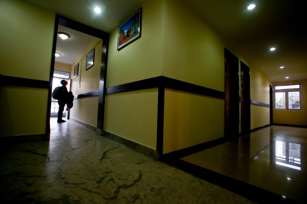 Hotel Nandini Kathmandu Buitenkant foto
