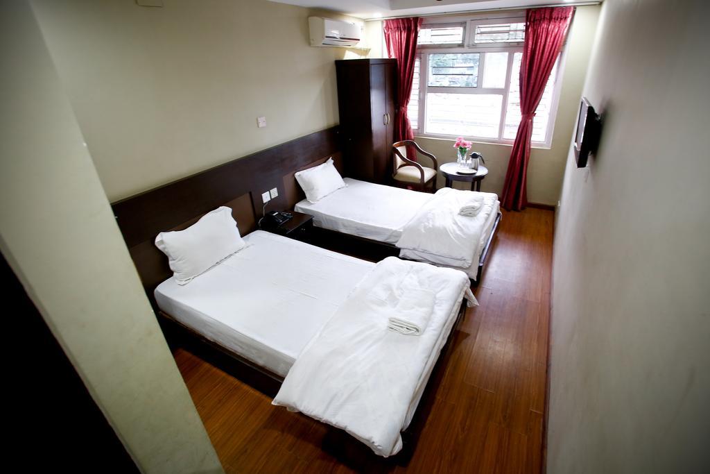 Hotel Nandini Kathmandu Buitenkant foto