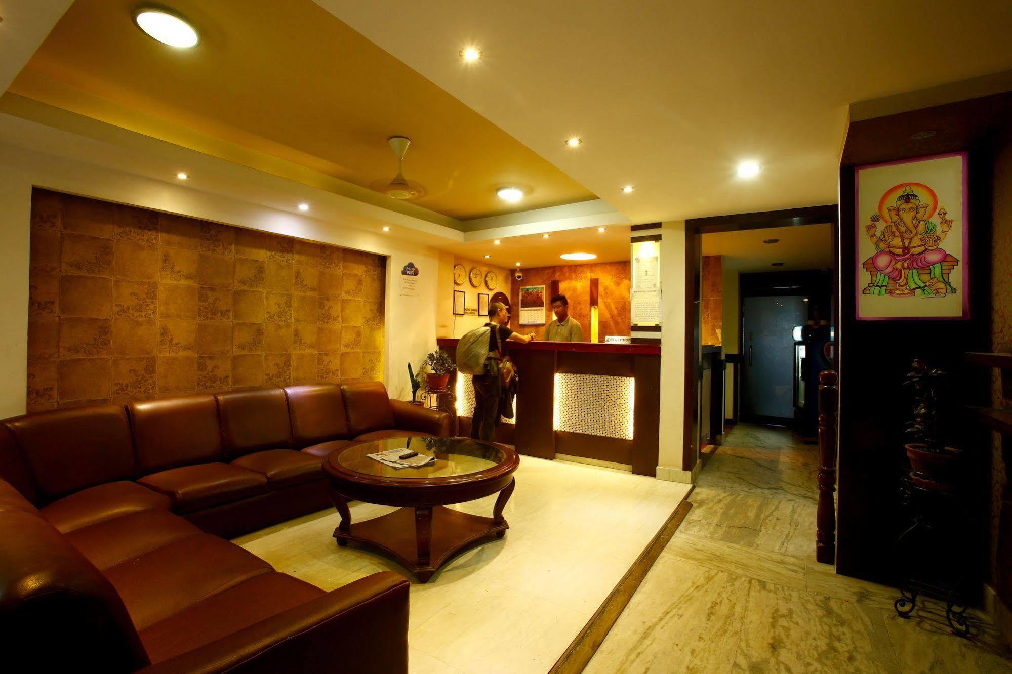 Hotel Nandini Kathmandu Buitenkant foto